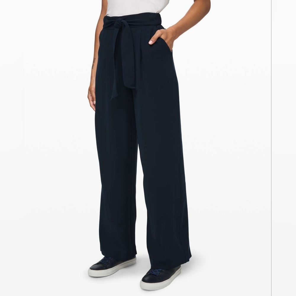Lululemon Noir Navy Tie-Waist Wide-Leg - Picture 10 of 11